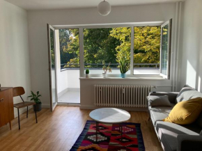 Canal front Maybarufer - Room in a 2 bedroom shared flat
